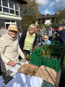 Das Projekt „Pflegeacker“ in der Seniorenresidenz Deisenhofen
